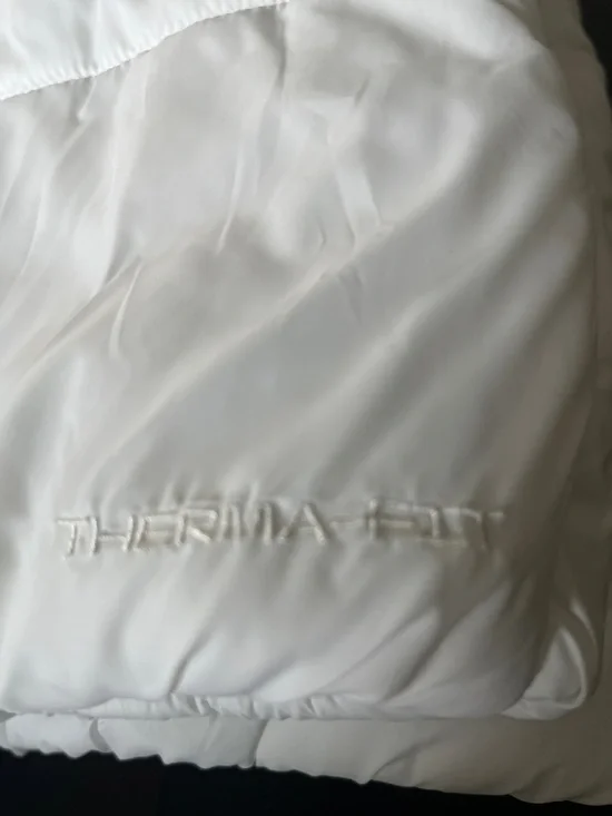 Nike White Puffer Vest with Black Swoosh Logo - Picture 6 of 6